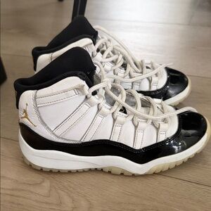 Jordan Kids White and Black Sneakers with Gold Logo